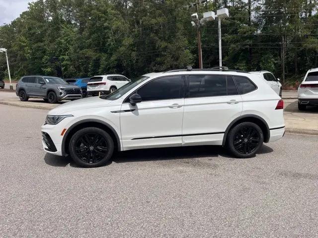 2022 Volkswagen Tiguan 2.0T SE R-Line Black