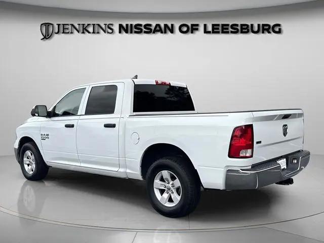 2023 Ram 1500 Classic SLT Crew Cab 4x2 5'7" Box