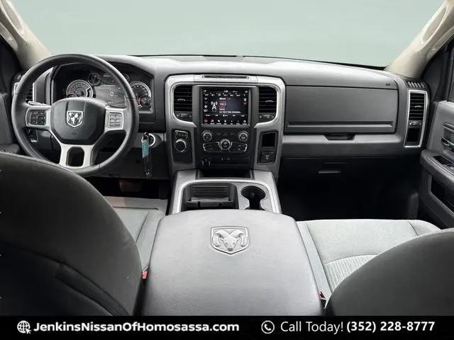 2023 Ram 1500 Classic SLT Crew Cab 4x2 5'7" Box