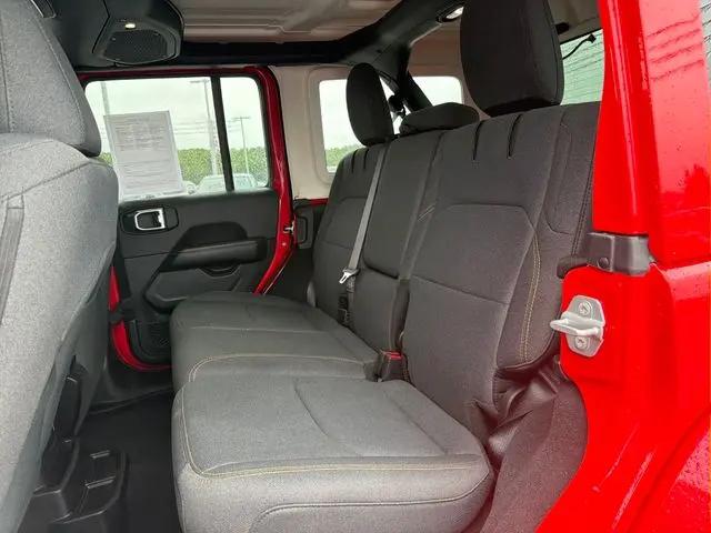 2025 Jeep Wrangler 4xe Sahara 4xe