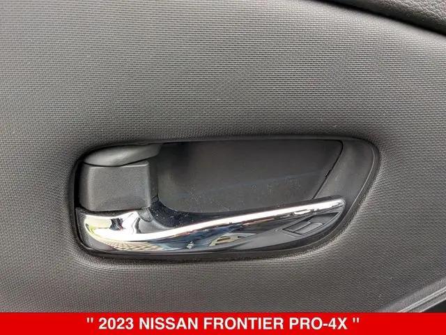 2023 Nissan Frontier Crew Cab PRO-4X 4x4