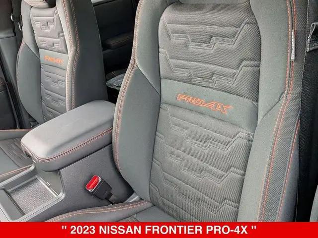 2023 Nissan Frontier Crew Cab PRO-4X 4x4