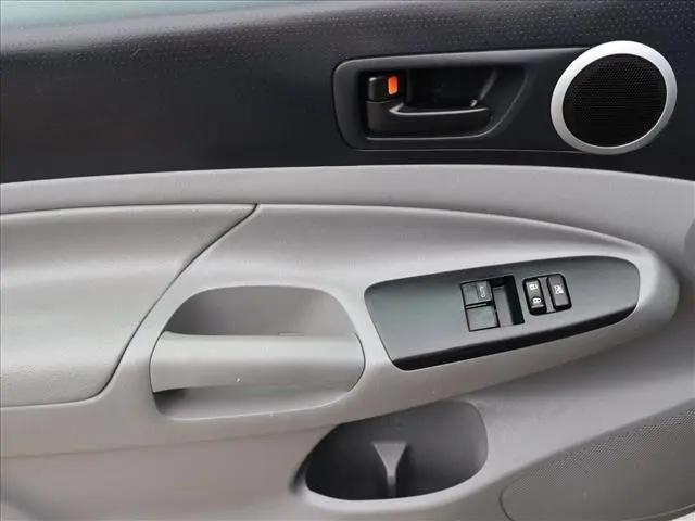 2013 Toyota Tacoma Base