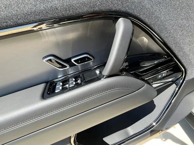 2026 Land Rover Range Rover Sport P400 Dynamic SE