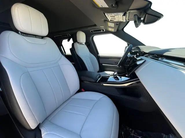 2026 Land Rover Range Rover Sport P400 Dynamic SE