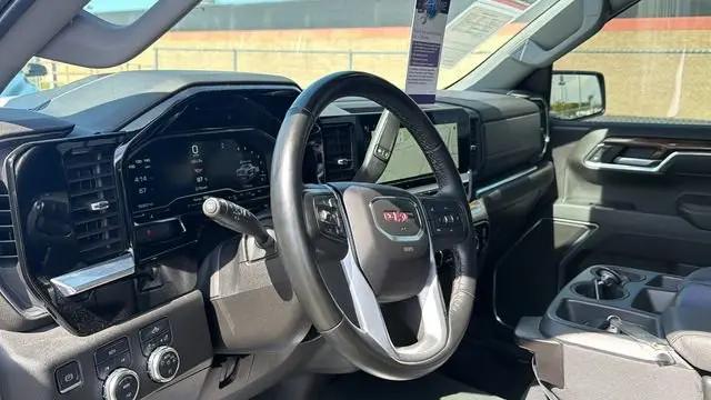2023 GMC Sierra 1500 4WD Crew Cab Short Box Elevation with 3SB