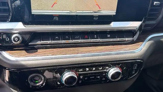 2023 GMC Sierra 1500 4WD Crew Cab Short Box Elevation with 3SB