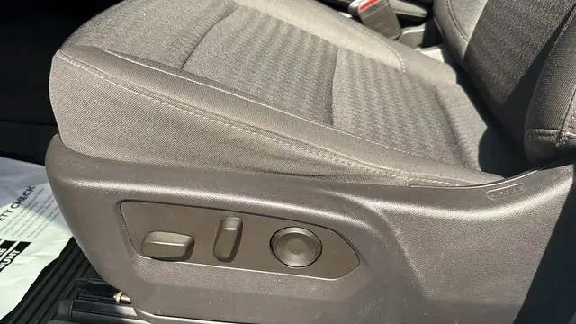 2023 GMC Sierra 1500 4WD Crew Cab Short Box Elevation with 3SB