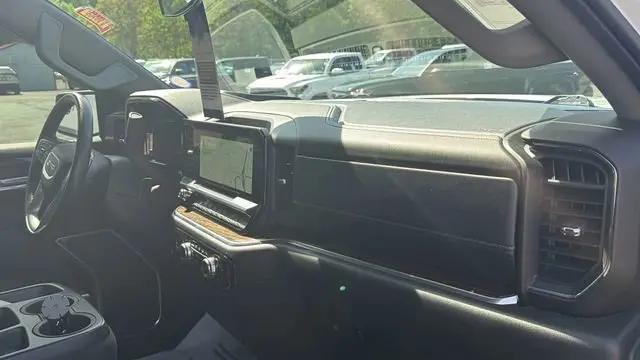 2023 GMC Sierra 1500 4WD Crew Cab Short Box Elevation with 3SB