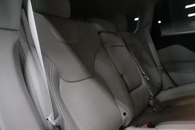 2019 Jeep Cherokee Limited FWD