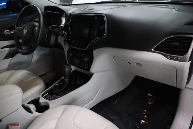2019 Jeep Cherokee Limited FWD