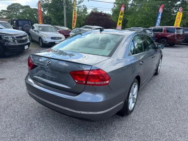 2012 Volkswagen Passat 2.0L TDI SEL Premium