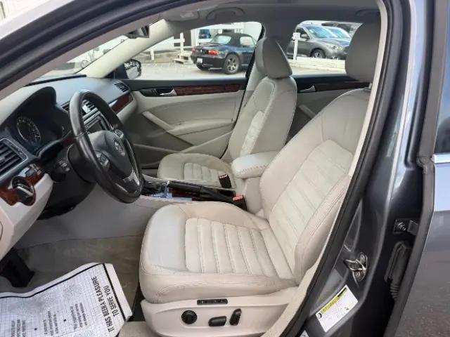 2012 Volkswagen Passat 2.0L TDI SEL Premium