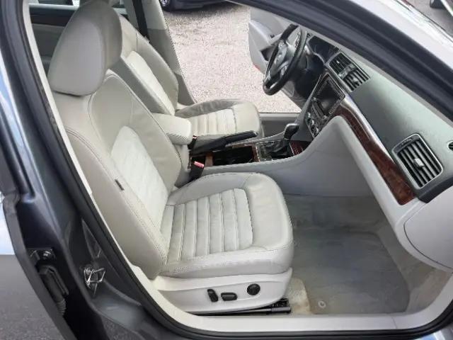 2012 Volkswagen Passat 2.0L TDI SEL Premium