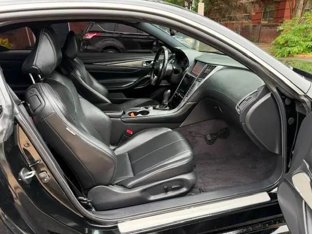 2019 INFINITI Q60 3.0t LUXE