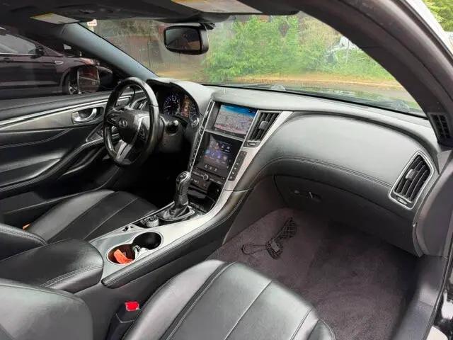 2019 INFINITI Q60 3.0t LUXE