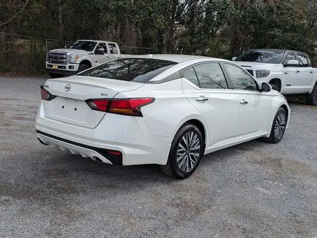 2024 Nissan Altima SV FWD