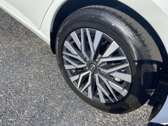 2024 Nissan Altima SV FWD