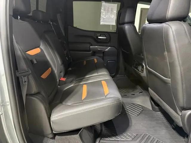 2021 GMC Sierra 1500 4WD Crew Cab Short Box AT4