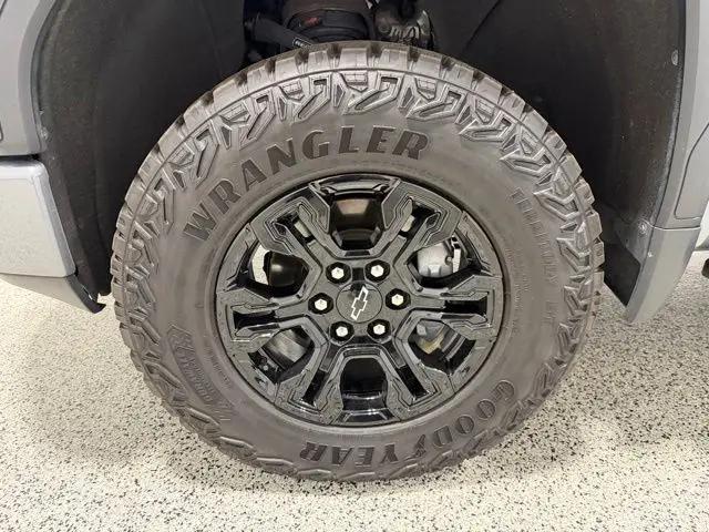 2021 GMC Sierra 1500 4WD Crew Cab Short Box AT4