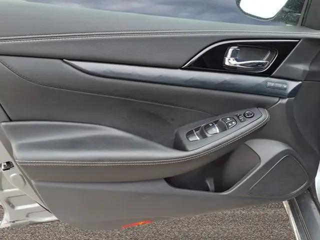 2022 Nissan Maxima Platinum Xtronic CVT