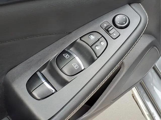 2022 Nissan Maxima Platinum Xtronic CVT