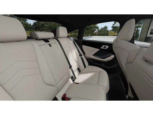 2026 BMW Coupe xDrive