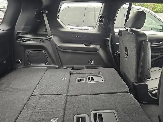 2026 Jeep Grand Cherokee L 85th Anniversary Edition