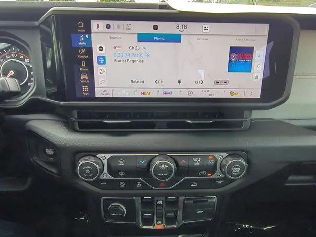 2026 Jeep Gladiator Sport
