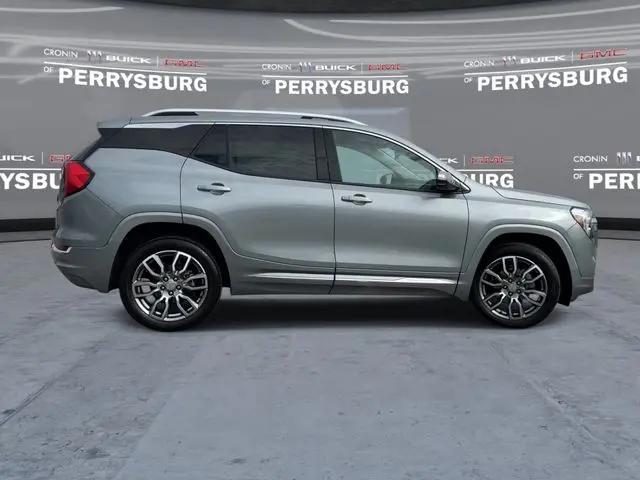 2024 GMC Terrain AWD Denali