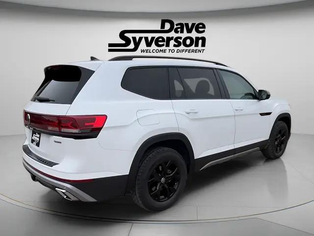2026 Volkswagen Atlas Peak Edition