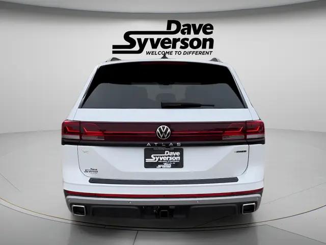 2026 Volkswagen Atlas Peak Edition