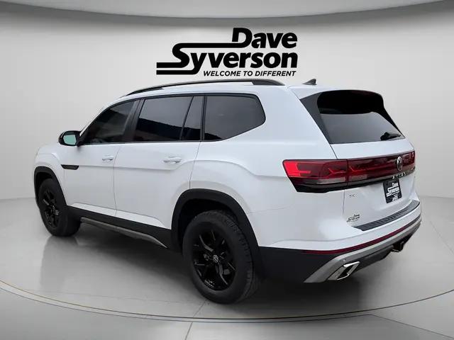 2026 Volkswagen Atlas Peak Edition