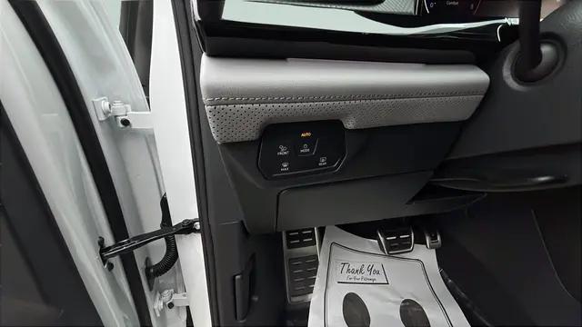 2026 Volkswagen Atlas Peak Edition