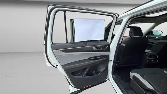 2026 Volkswagen Atlas Peak Edition