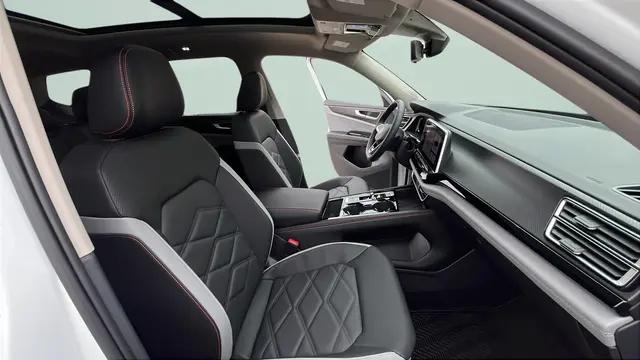 2026 Volkswagen Atlas Peak Edition