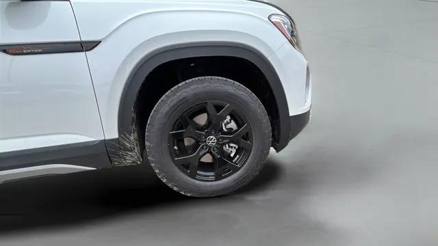 2026 Volkswagen Atlas Peak Edition