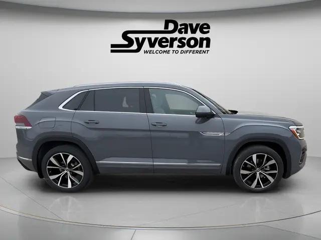 2026 Volkswagen Atlas Cross Sport SEL Premium R-Line