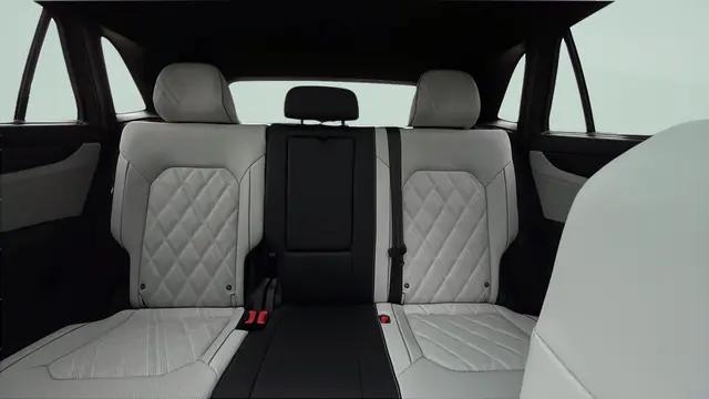 2026 Volkswagen Atlas Cross Sport SEL Premium R-Line