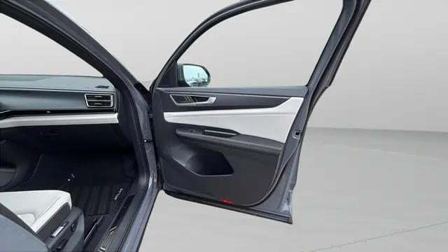 2026 Volkswagen Atlas Cross Sport SEL Premium R-Line