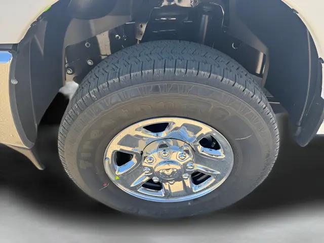 2026 Ram 3500 Tradesman Crew Cab 4x4 8' Box