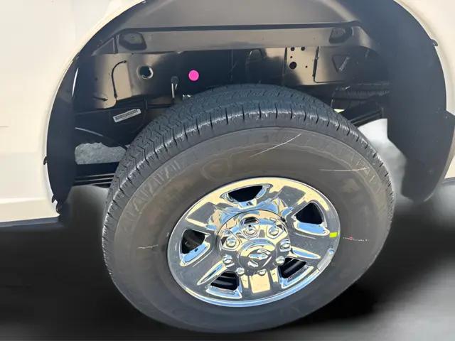 2026 Ram 3500 Tradesman Crew Cab 4x4 8' Box