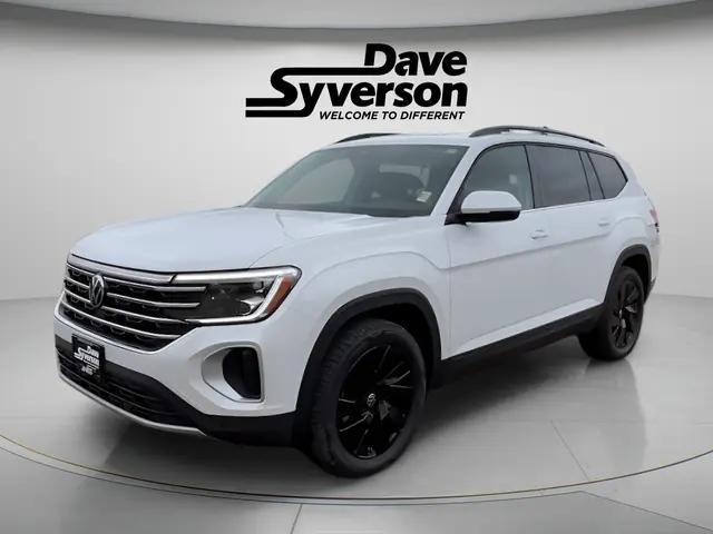 2026 Volkswagen Atlas SE with Technology for sale in Albert Lea, MN