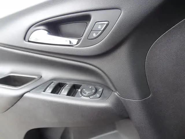 2020 Chevrolet Equinox FWD 2FL