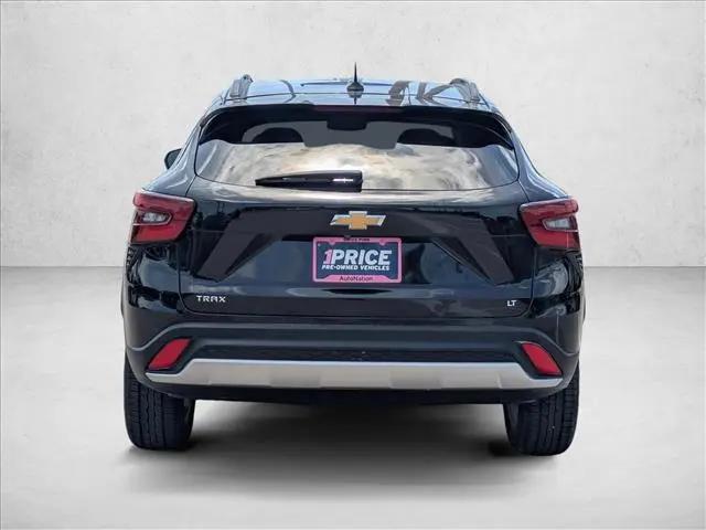 2025 Chevrolet Trax FWD LT