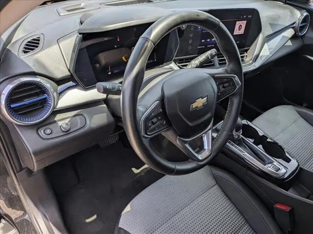 2025 Chevrolet Trax FWD LT