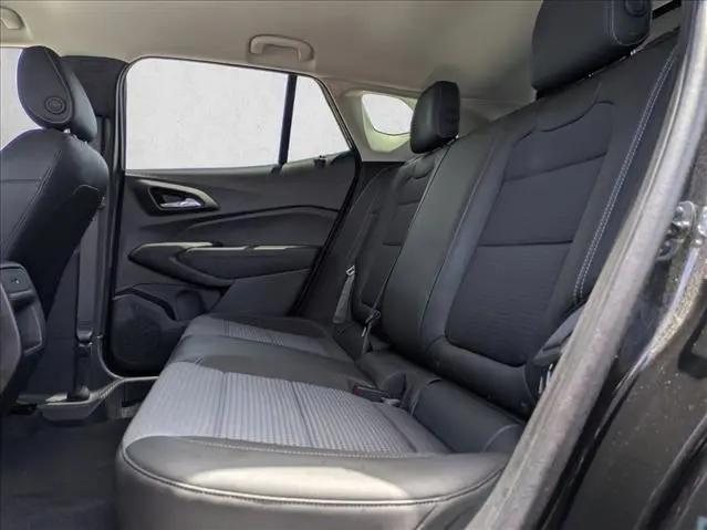 2025 Chevrolet Trax FWD LT