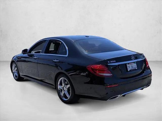 2017 Mercedes-Benz E-CLASS E 300 E 300