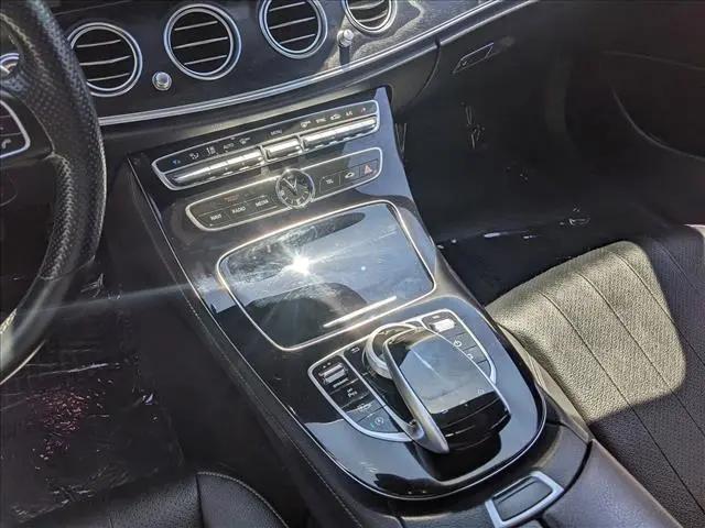 2017 Mercedes-Benz E-CLASS E 300 E 300