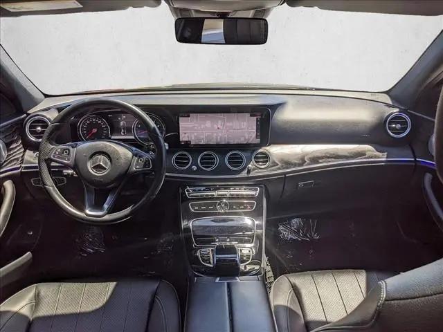 2017 Mercedes-Benz E-CLASS E 300 E 300